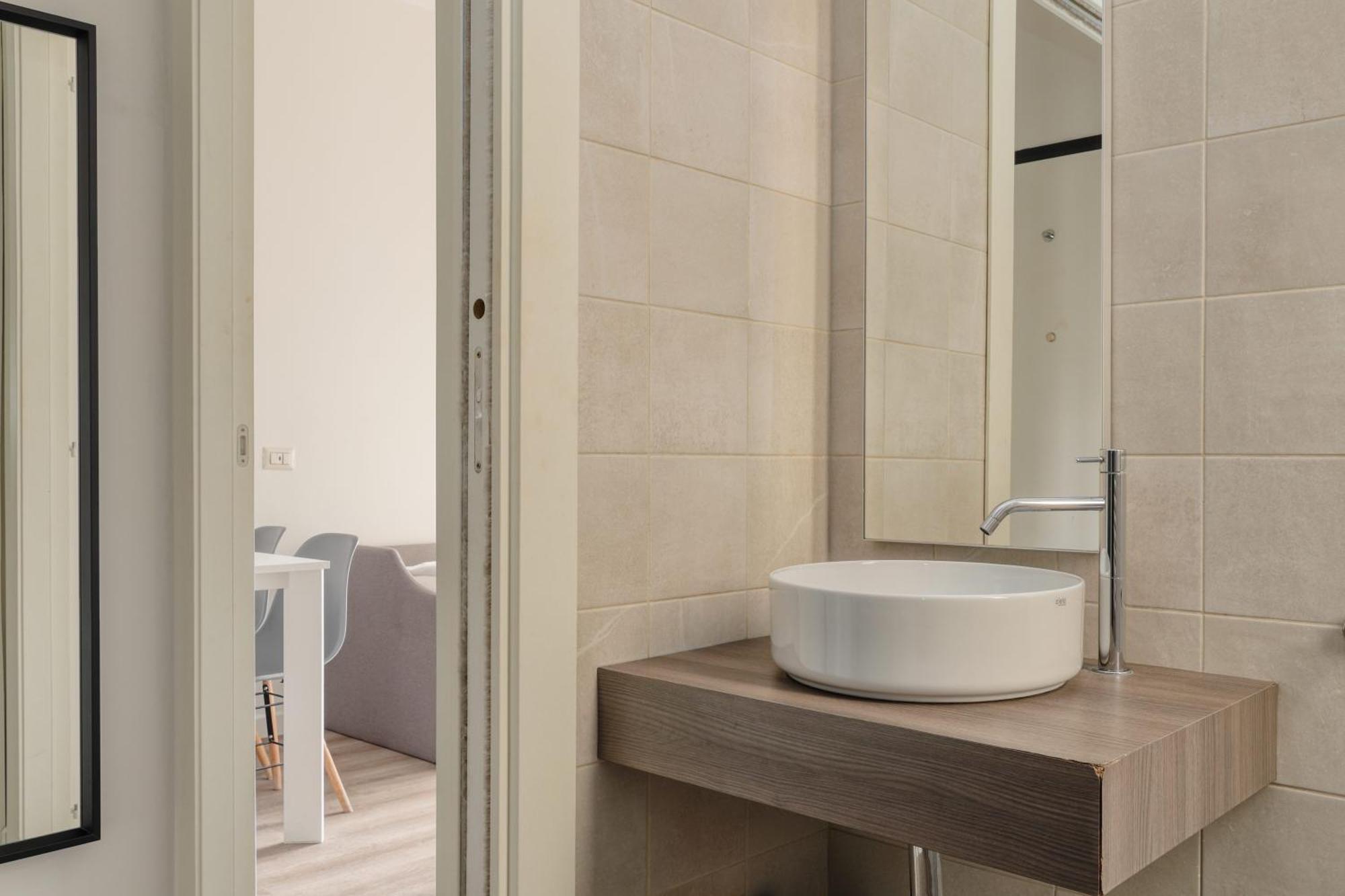 Appartement Joivy Cosy With Balcony Near The Centre Milan